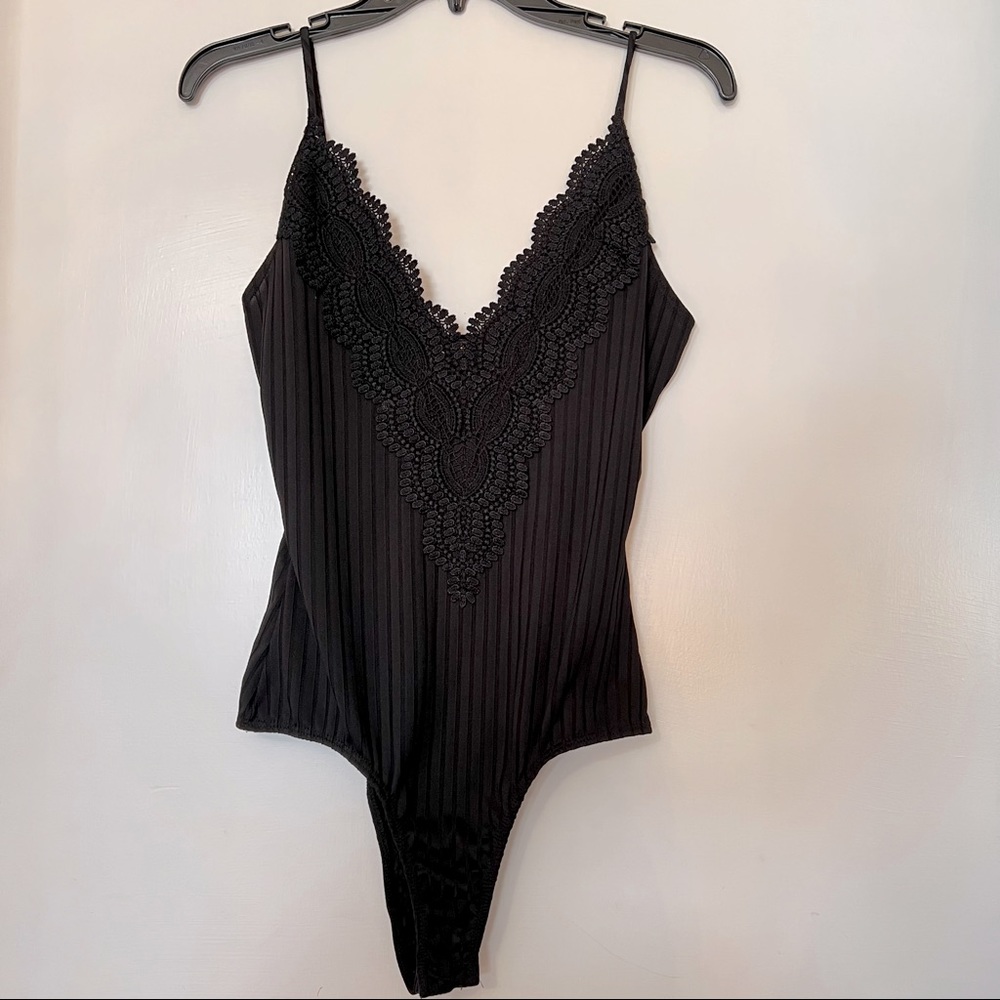 Black Lace Detail V-Neck Bodysuit